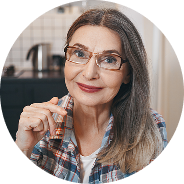 <p><strong>Sarah M.,</strong> 51 years old</p>